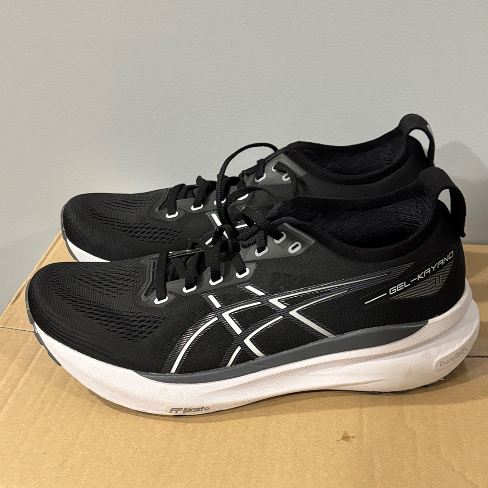 ASICS gel kayano 31